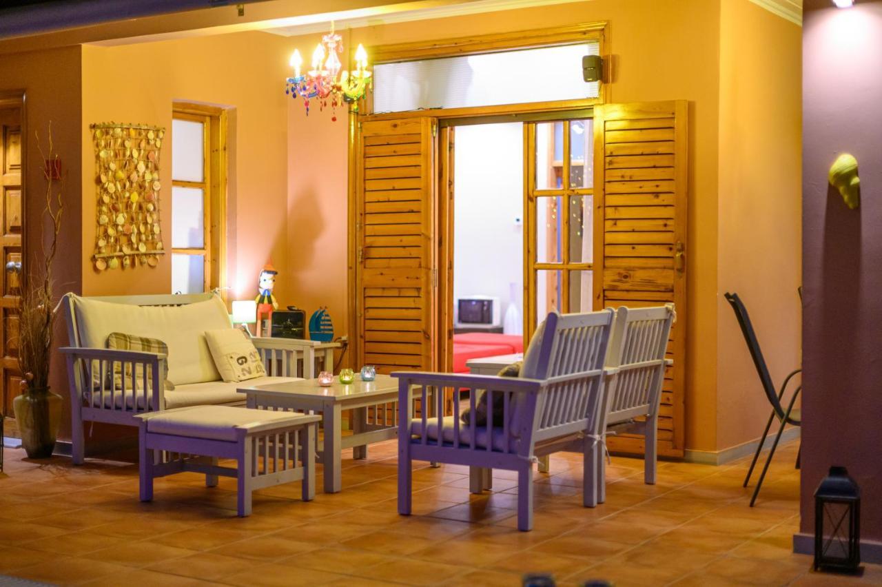 Cozy Small Smart Villa With Private Pool Mikri Mantineia 卡拉马塔 外观 照片