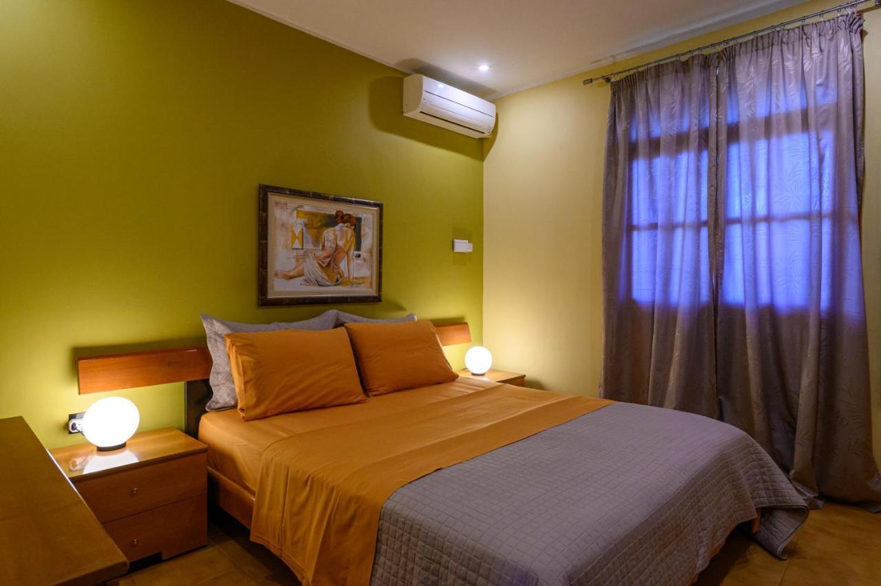 Cozy Small Smart Villa With Private Pool Mikri Mantineia 卡拉马塔 外观 照片
