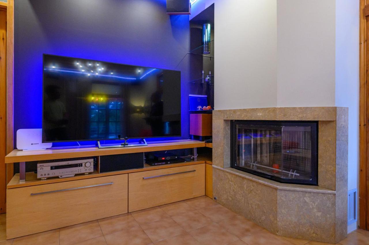 Cozy Small Smart Villa With Private Pool Mikri Mantineia 卡拉马塔 外观 照片