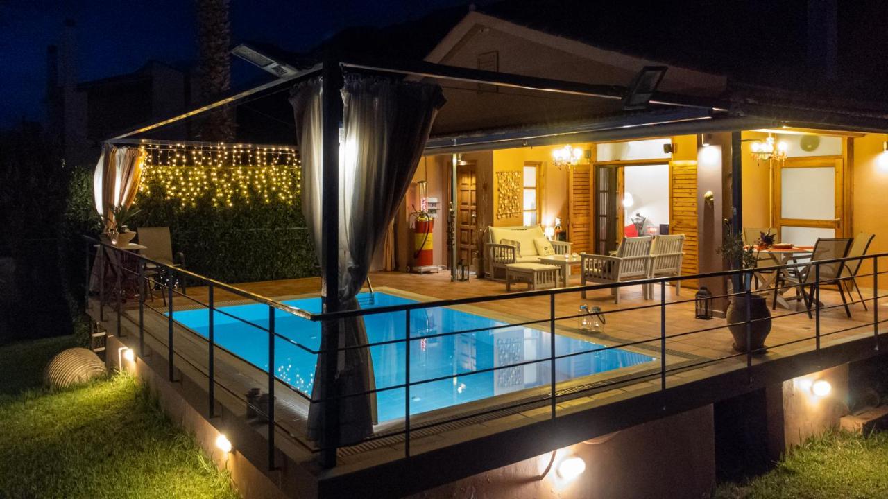 Cozy Small Smart Villa With Private Pool Mikri Mantineia 卡拉马塔 外观 照片