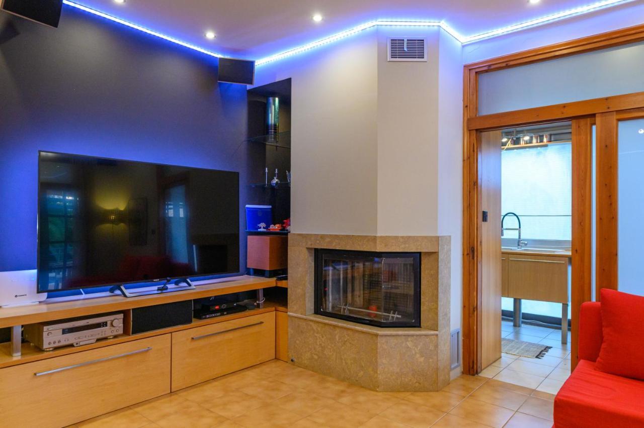 Cozy Small Smart Villa With Private Pool Mikri Mantineia 卡拉马塔 外观 照片